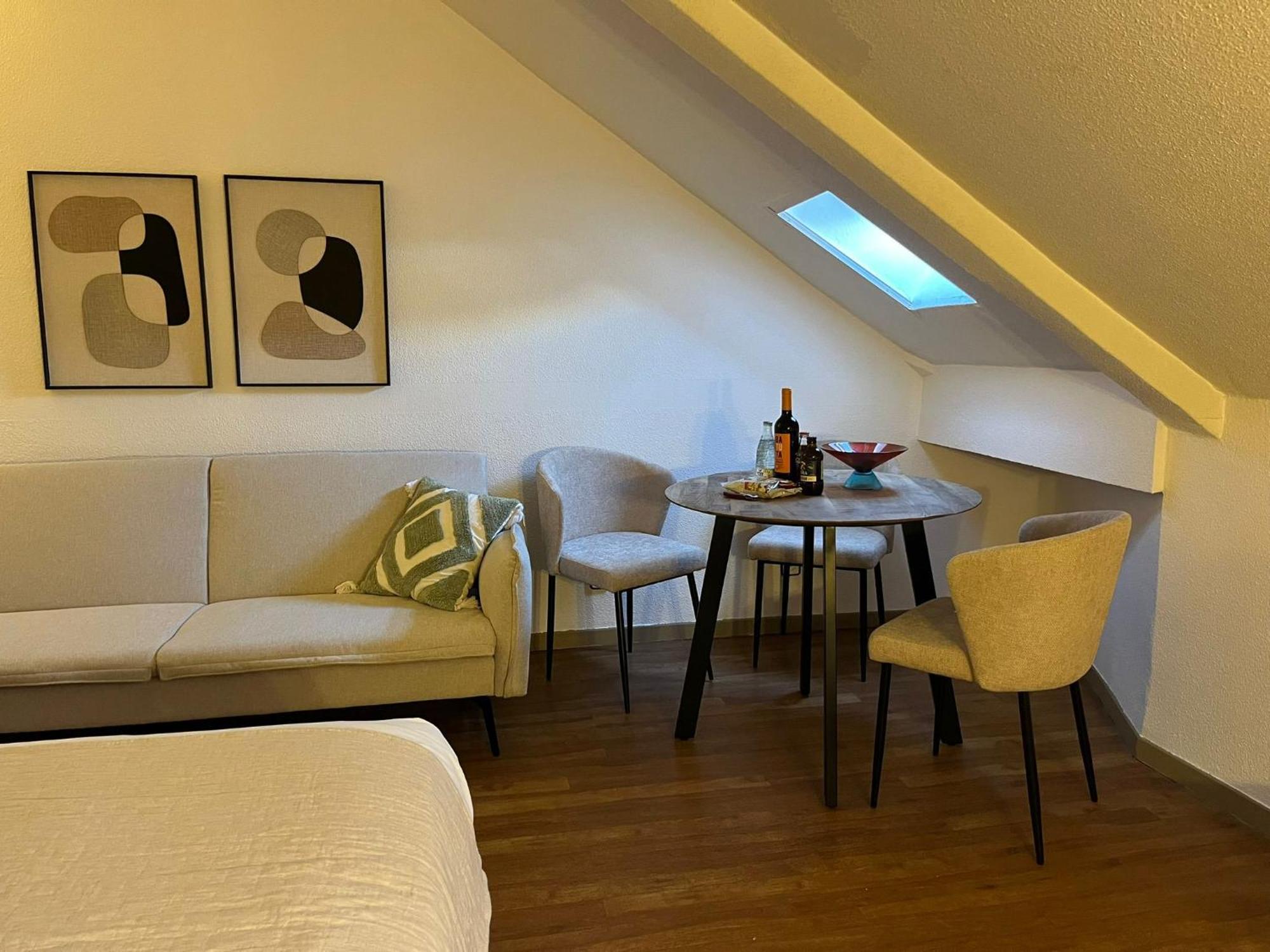 Aparthoteltribunal Madrid Buitenkant foto