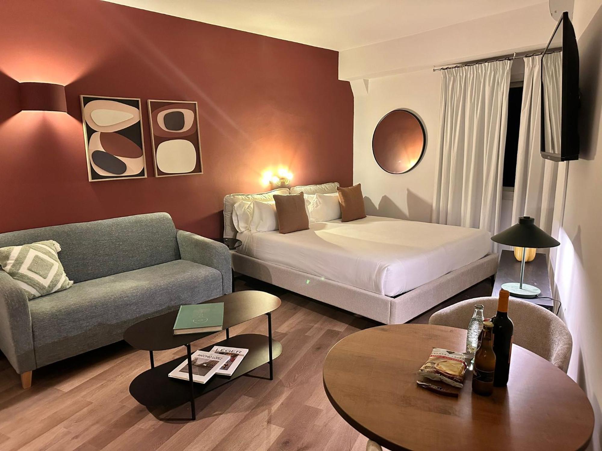 Aparthoteltribunal Madrid Buitenkant foto
